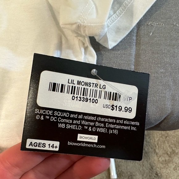 NWT DC Comics Suicide Squad “Daddy’s Lil Monster” Tee - Picture 6 of 6